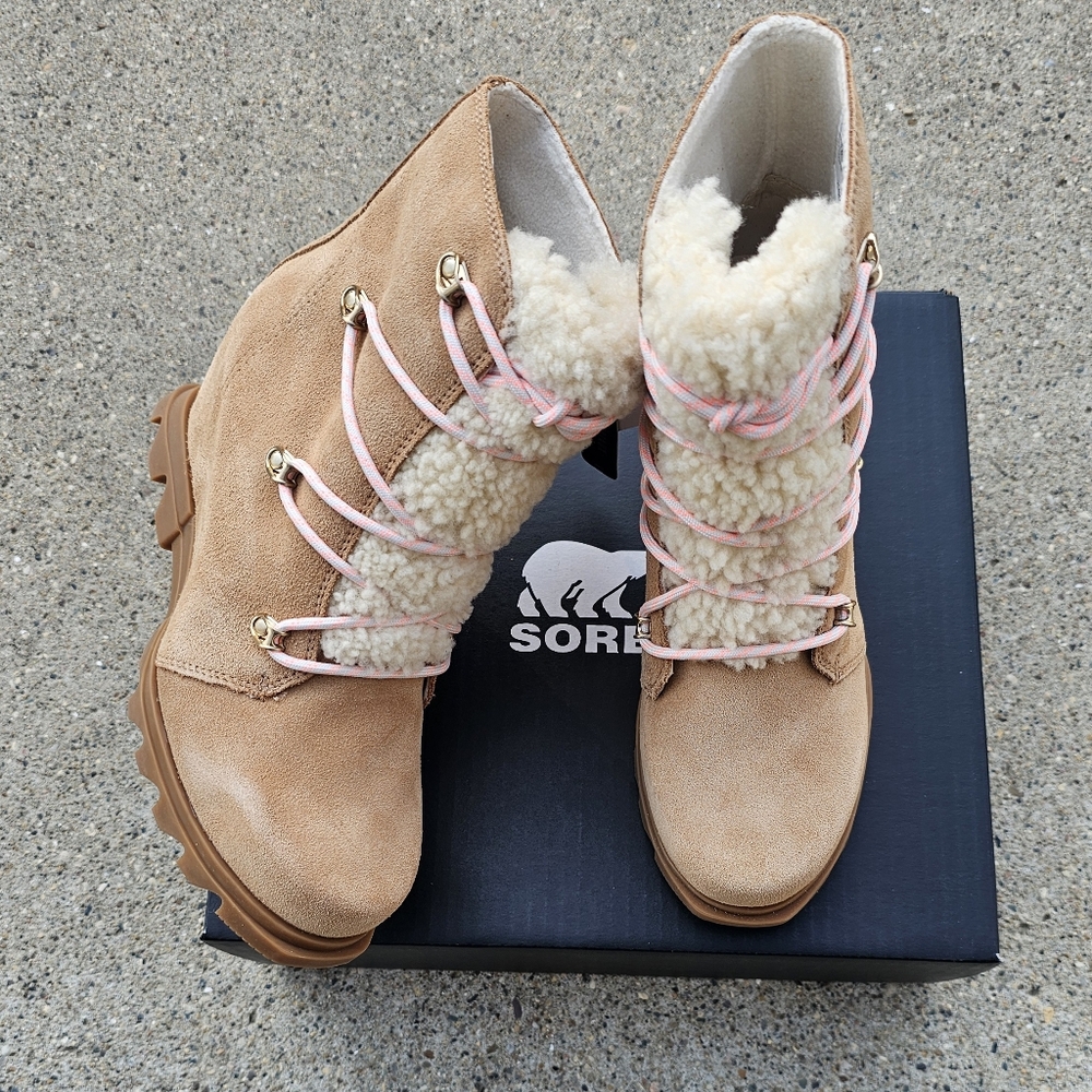 Sorel  leather waterproof wedge insulated boots women's size 9 & 11 - Picture 2 of 13